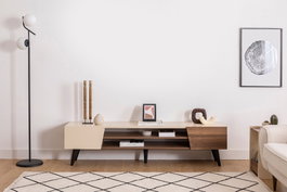 Hanah Home Soporte para TV Clark Nogal y Beige